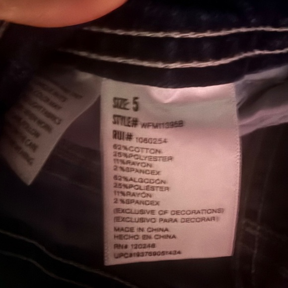 Wallflower Jeans - Picture 2 of 7